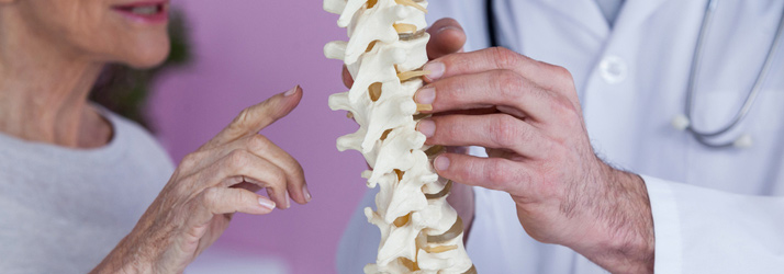 blog2 chiropractor discusses herniated discs